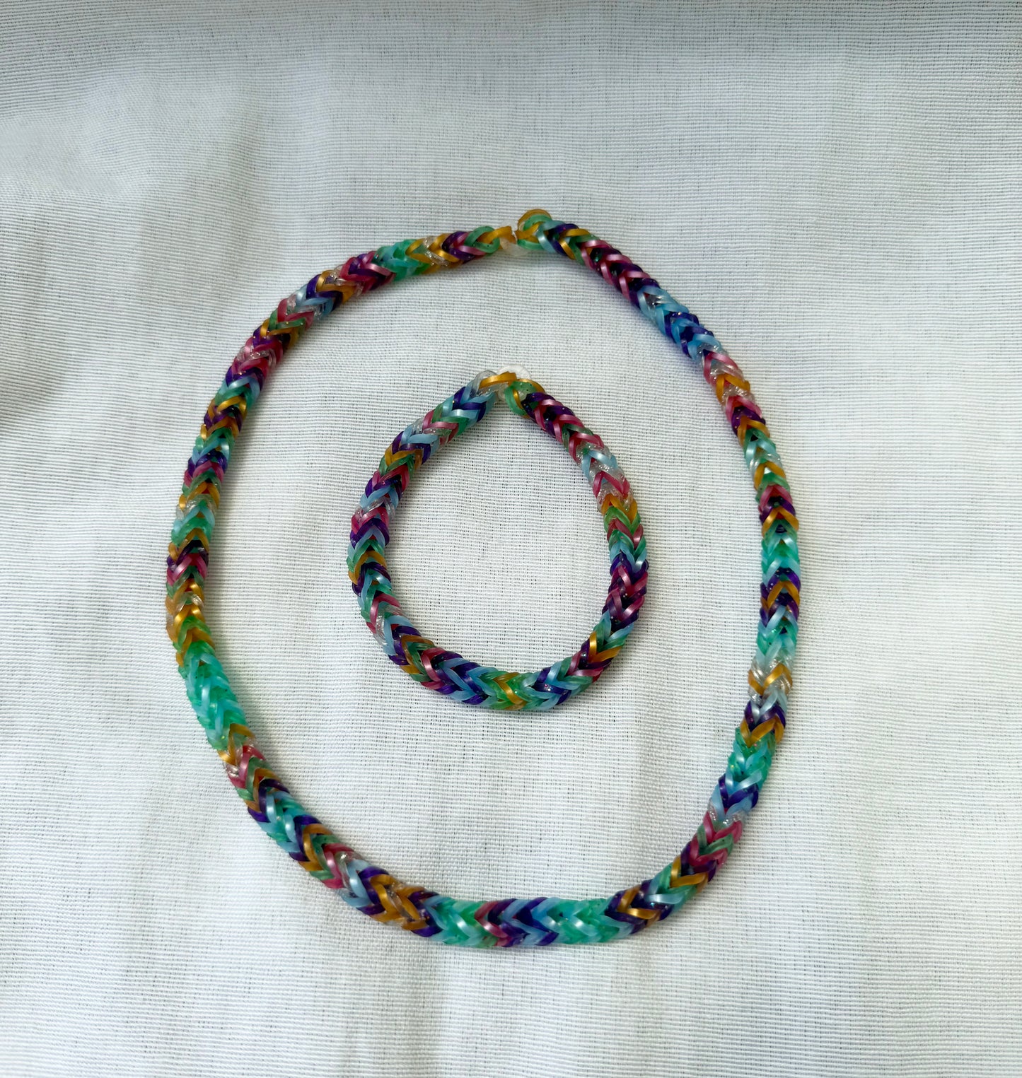 Rainbow Loom Mystic