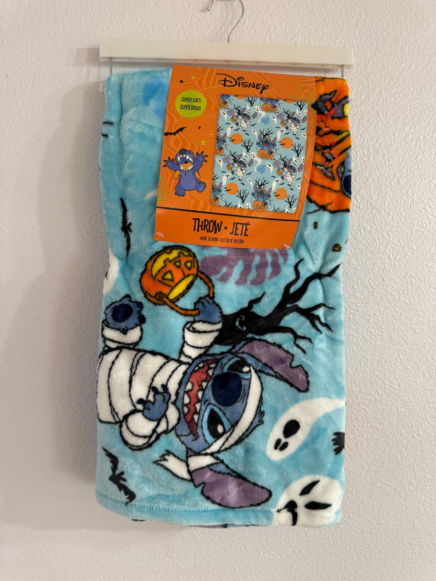 Alien Halloween Throw