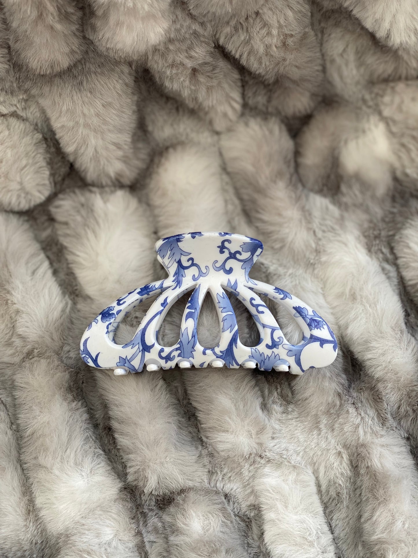 Large Hair Claw Clips