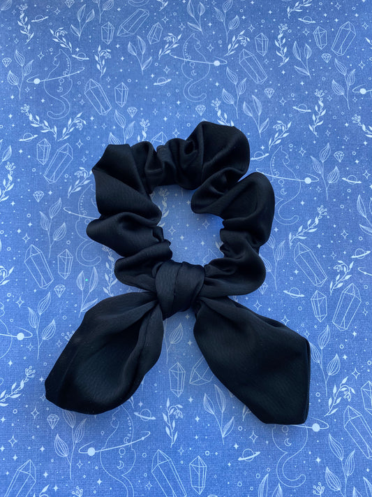 Black Scrunchie