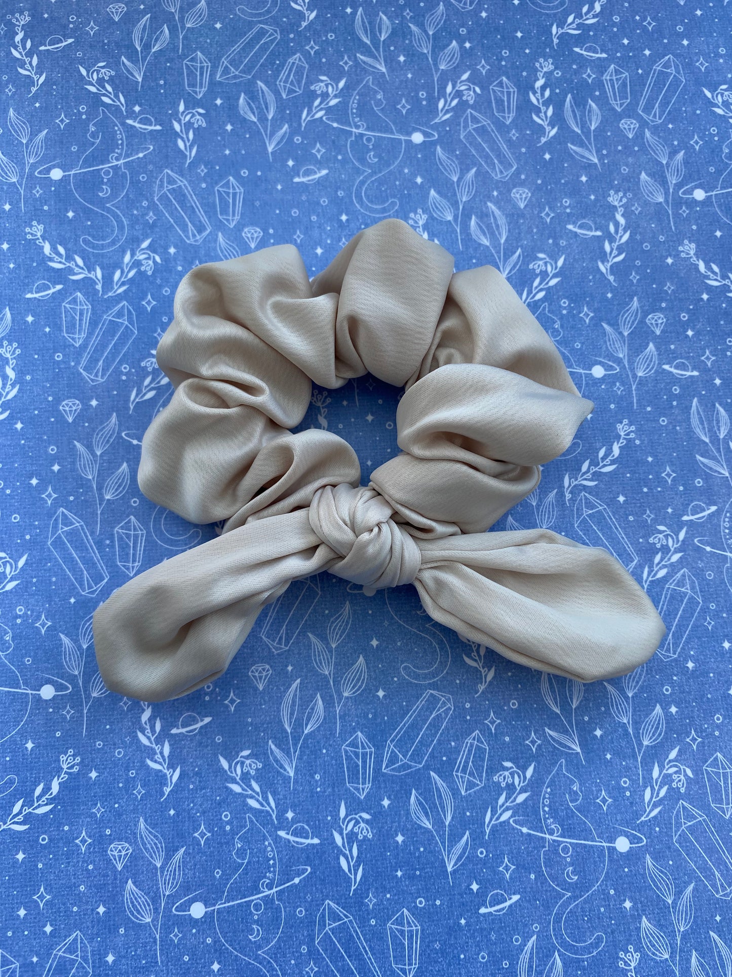 Cream Scrunchie