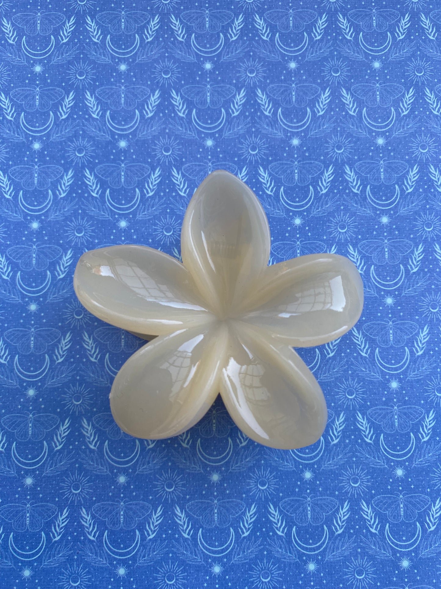 Hawaiian Flower Claw Clips