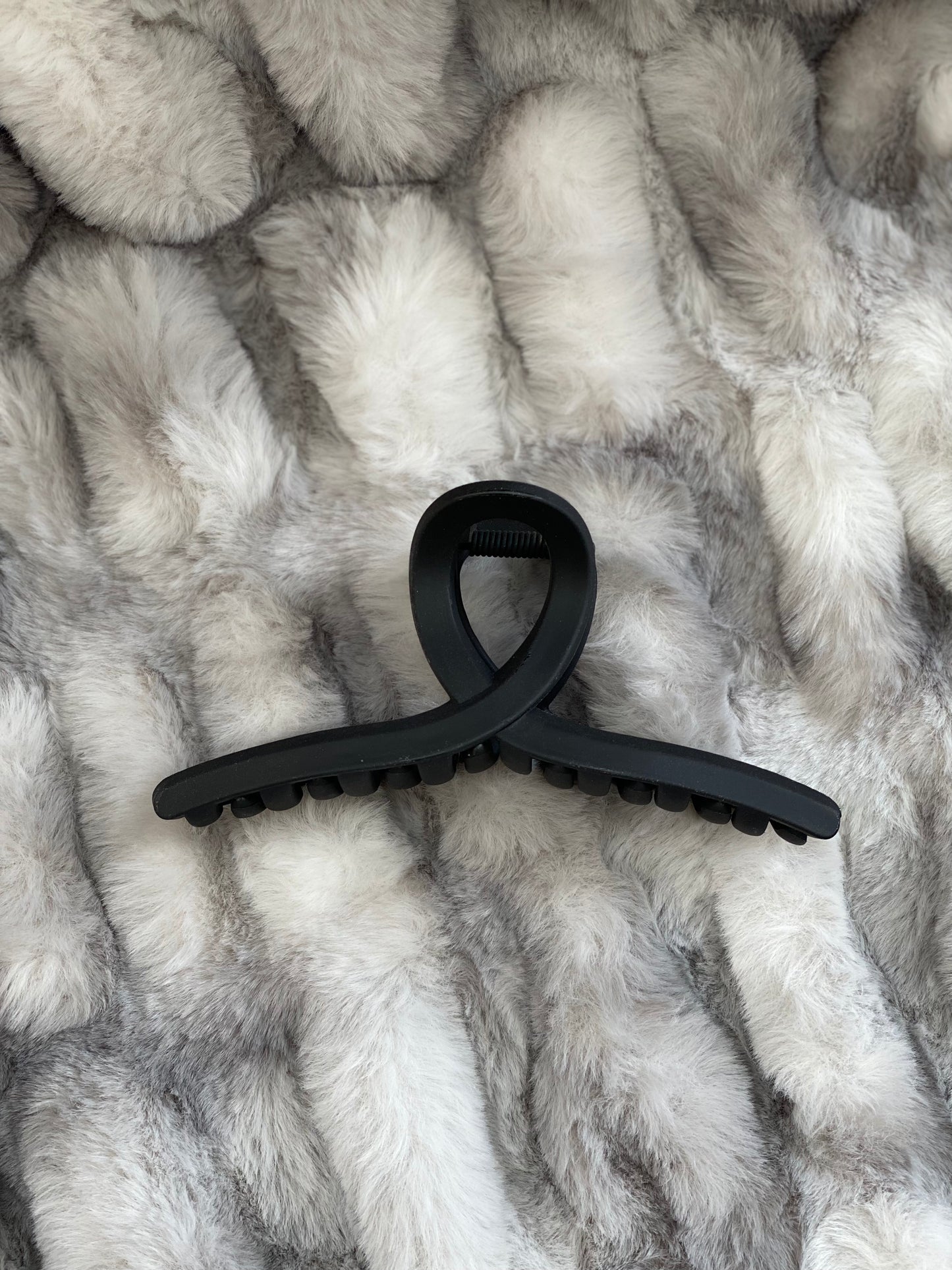 Large Matte Hair Claw Clips